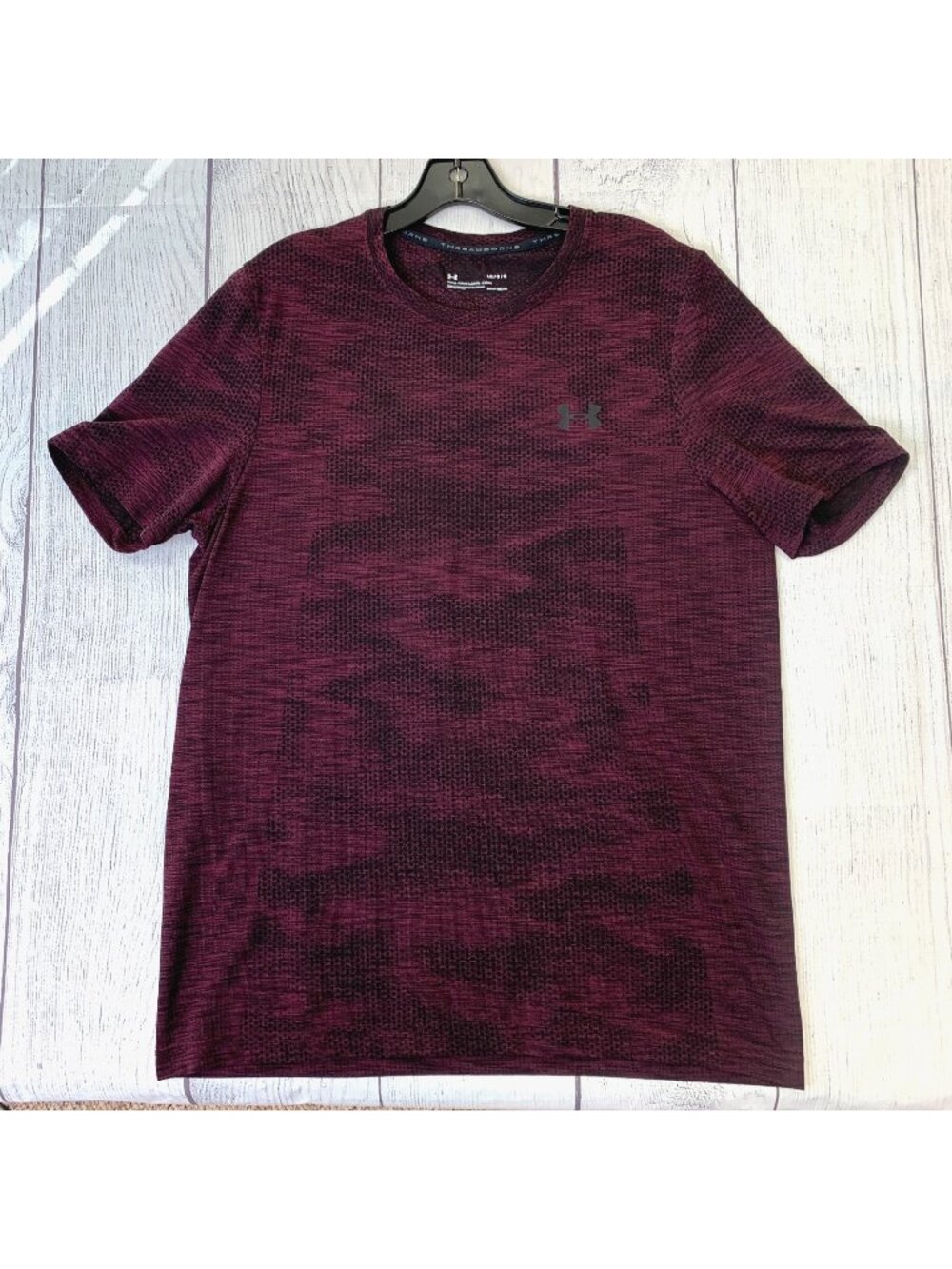 Under Armour Short Sleeve Shirt Burgundy Black Men’s Large Fitted